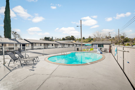 Cielo House Inn - Pool